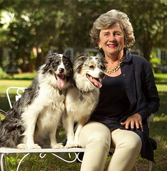 Picture of Marjorie B. Thomas and her two dogs